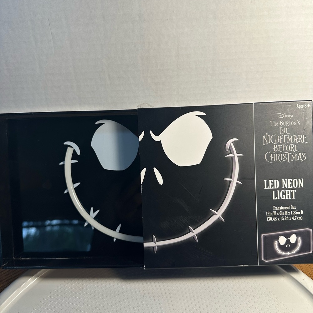 🆕Bundle of Nightmare Before Christmas LED Neon Light & Mirror Light - Picture 3 of 13